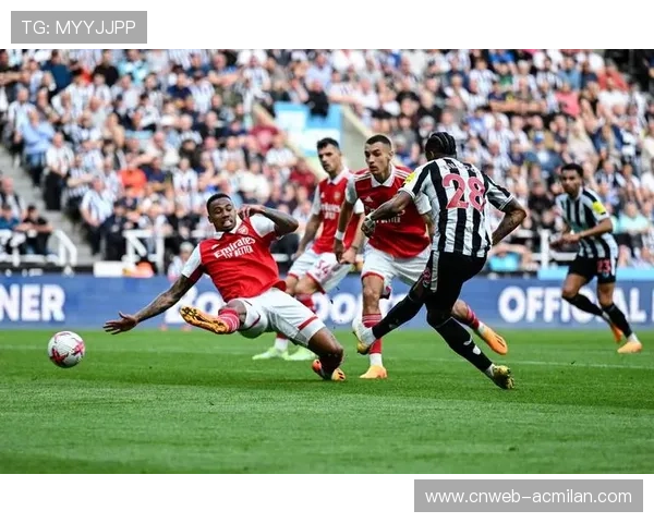 战术百花齐放:从控球到逼抢,英超呈现多元风格 战术百花齐放:从控球到逼抢,英超呈现多元风格