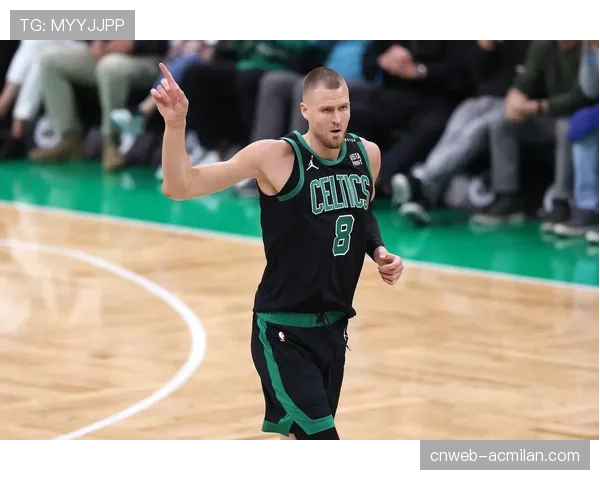 凯尔特人伤病更新：波尔津吉斯左膝酸痛，出战掘金成疑